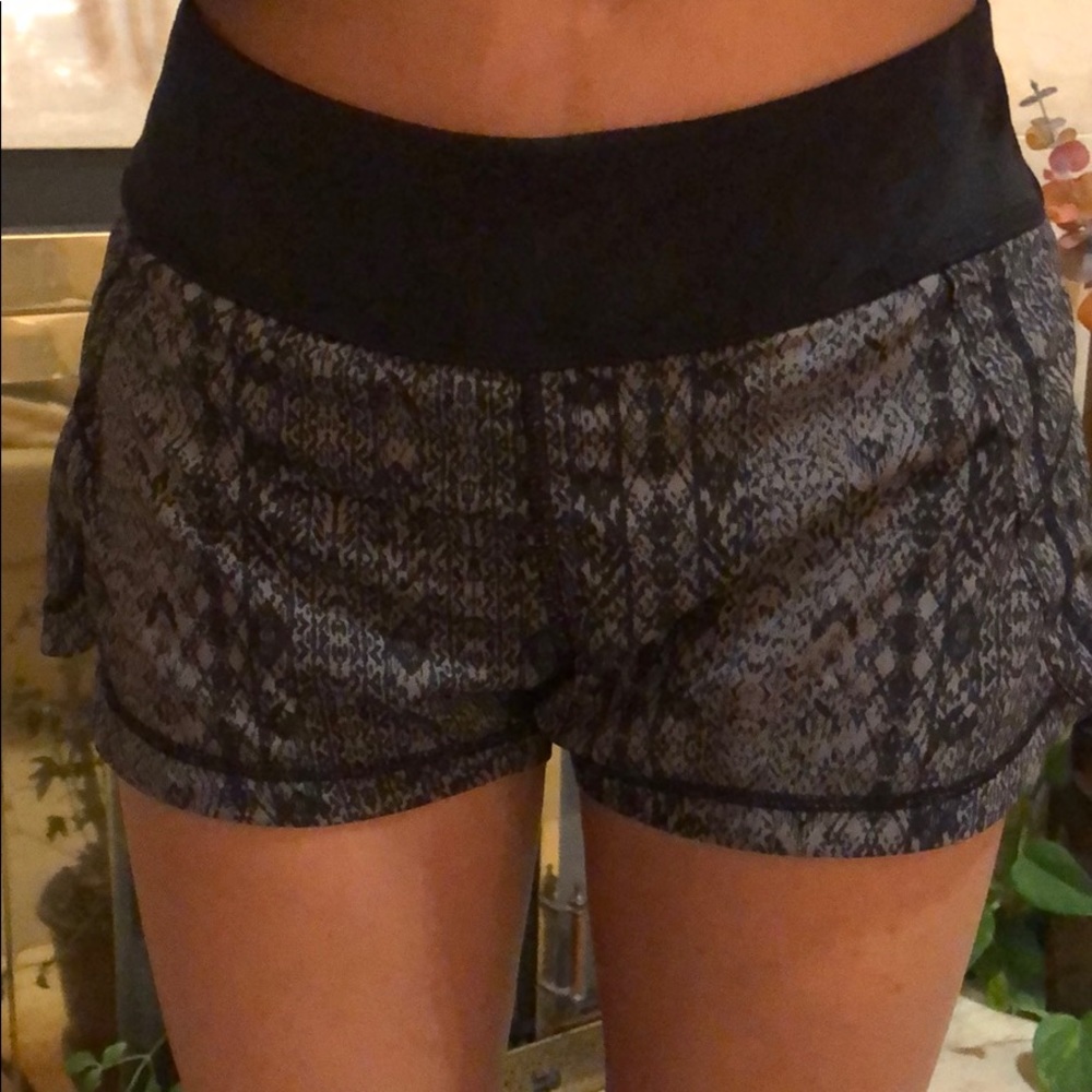 Athleta Pulse Running shorts XXS - excellent form